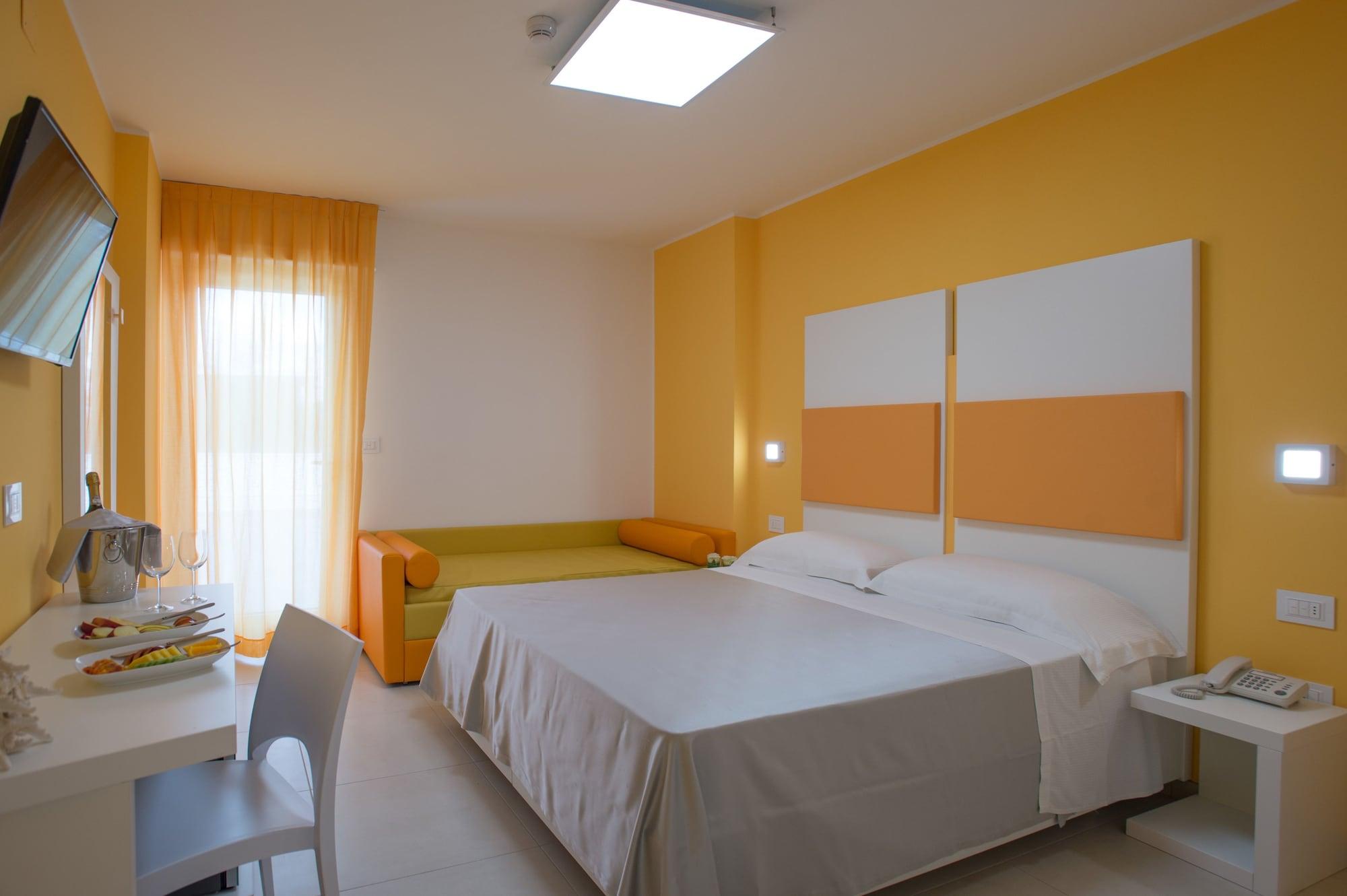 Hotel Ah Premium Ugento Isola Di Pazze à Torre San Giovanni Extérieur photo